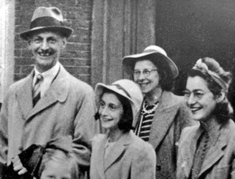 4 AGOSTO 1944: ANNE FRANK E GLI ALTRI CLANDESTINI SONO ARRESTATI